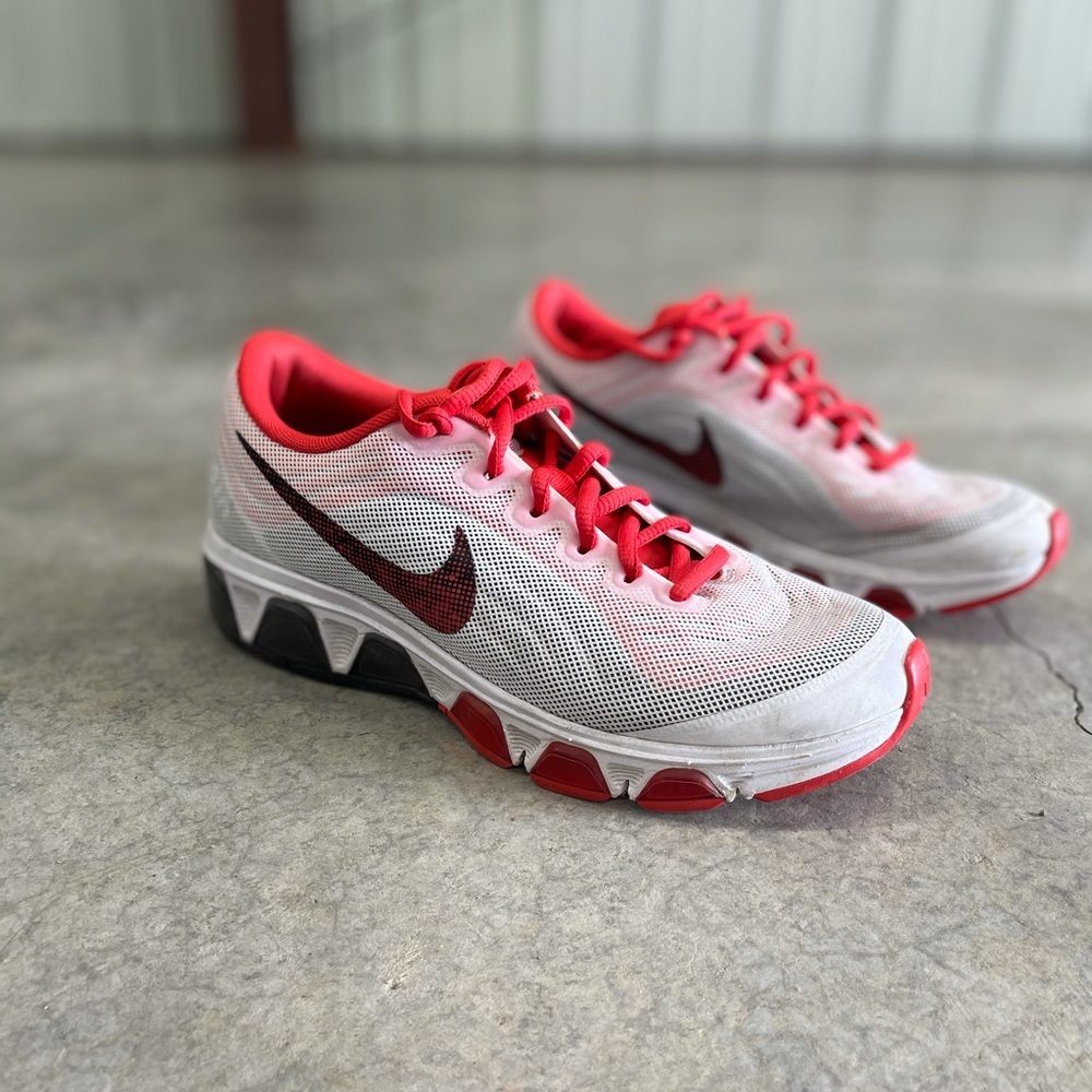 Nike tailwind 6*